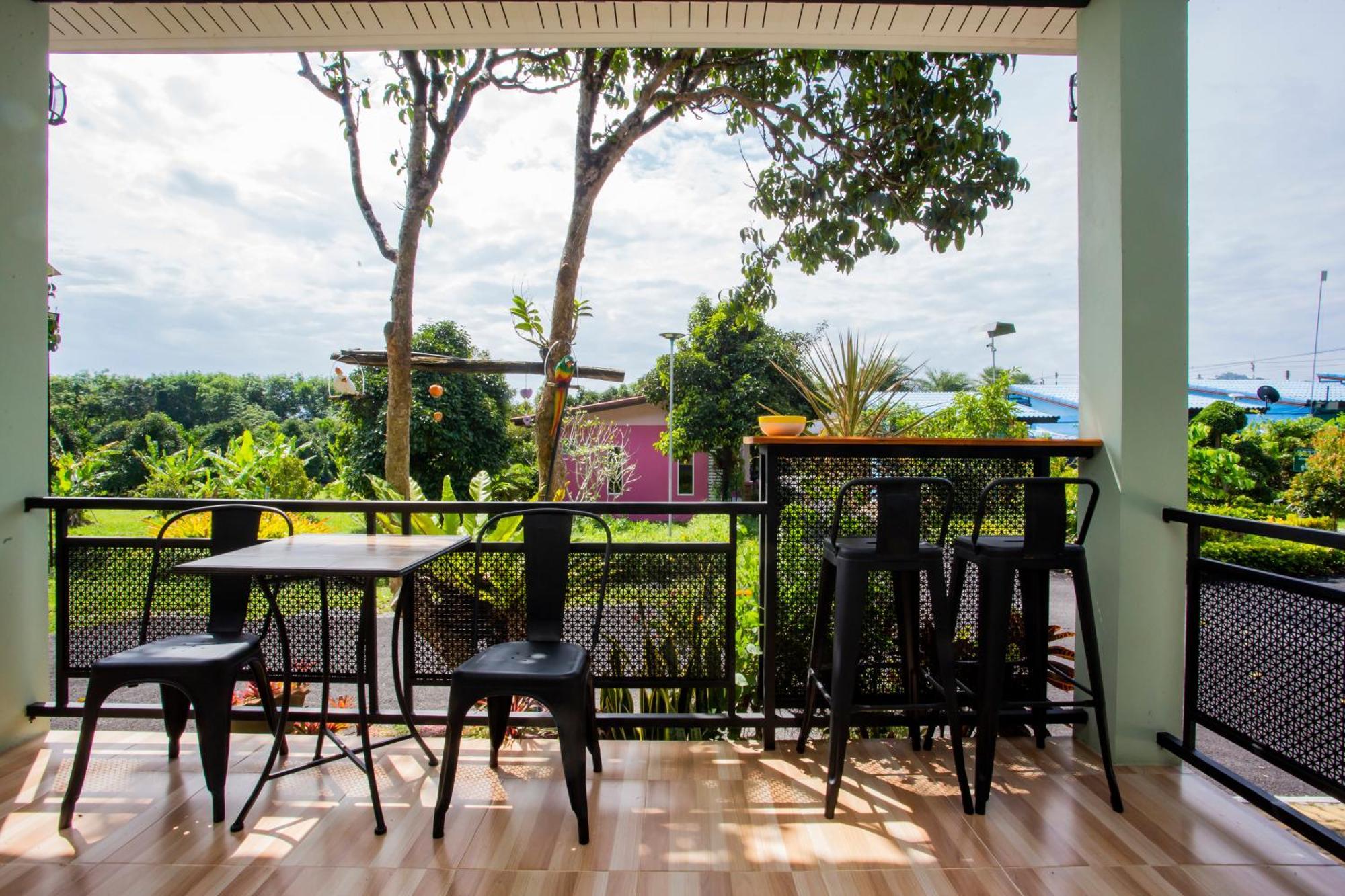 Hotel Baan Suan Mee Tang Chanthaburi Zimmer foto